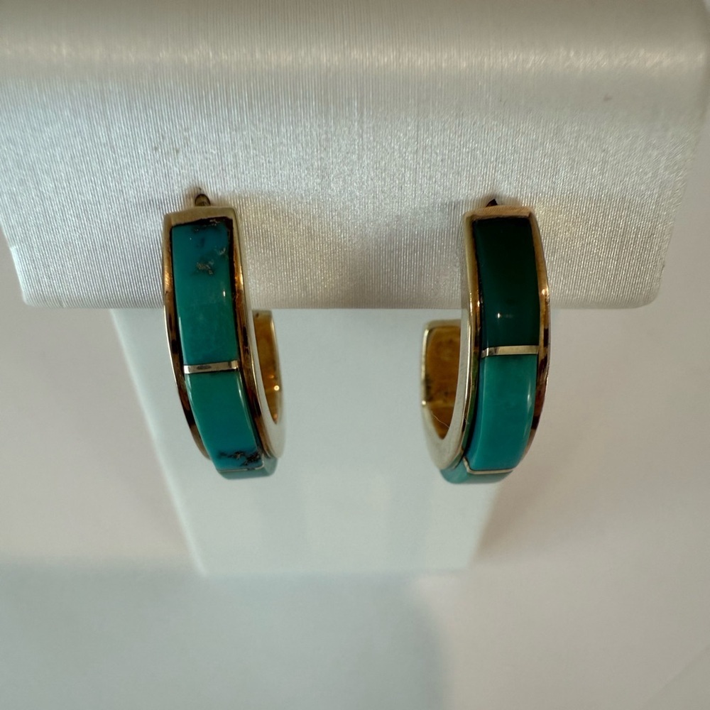 Tony Sanchez Handmade 14K Gold & Turquoise Inlay Huggie Earrings - Picture 3 of 8